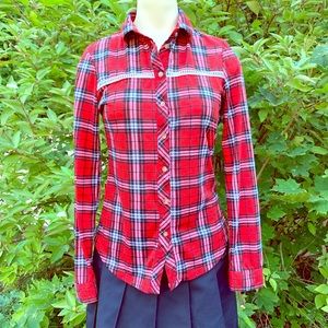 NWOT Polly & Esther plaid button down shirt.